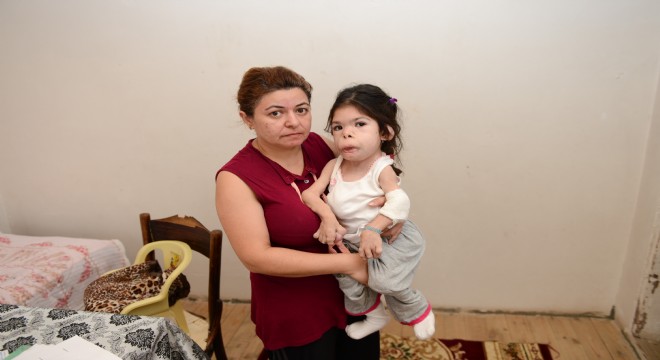 14 yaşındaki Bakü'lü Zarife, yardım bekliyor 